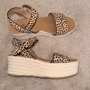 Qupid Polka Dot Wedge Sandals. Size 9